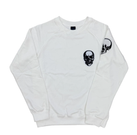White Round-neck long-sleeved shirt1