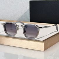 Silver grey frame Gradient grey lens