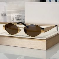 Gold frame tea lens