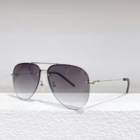silver-gradient grey lens