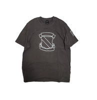 Brownish grey sleeves2