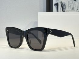 Designer Sunglasses for Women 4004IN Summer Elegant style UV Protected Shield lens 4S004 Cat Eye Sunglasses Fashionable Style Full Frame Fashion Eyewear with Box