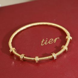 luxury Designer bracelet for women Screw texture bracelet women's diamond inlay classic exquisite and elegant jewelry Top Polishing Process
