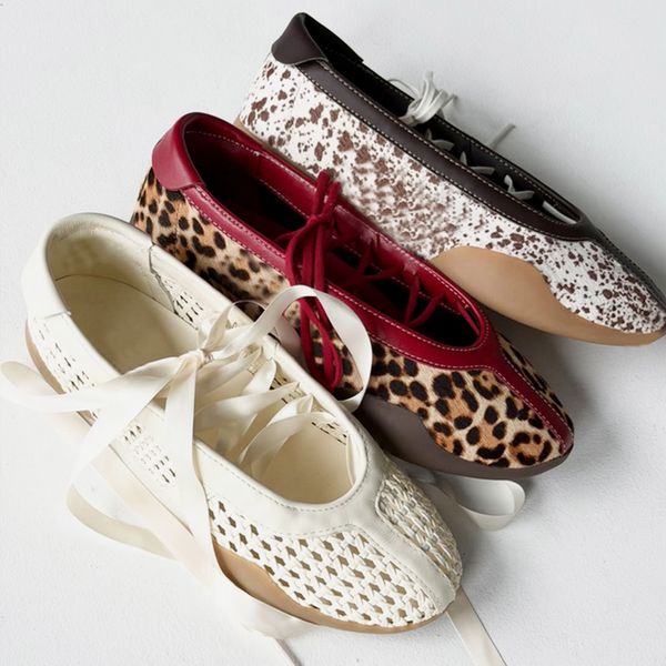 2026 Women Taekwondo Mei Ballet Shoes Free Shipping Designer Mary Jane Sneakers Lace Up Soft Dance Ballerina Shoes Sport Sneakerinas Girls Ballet Flats 1161