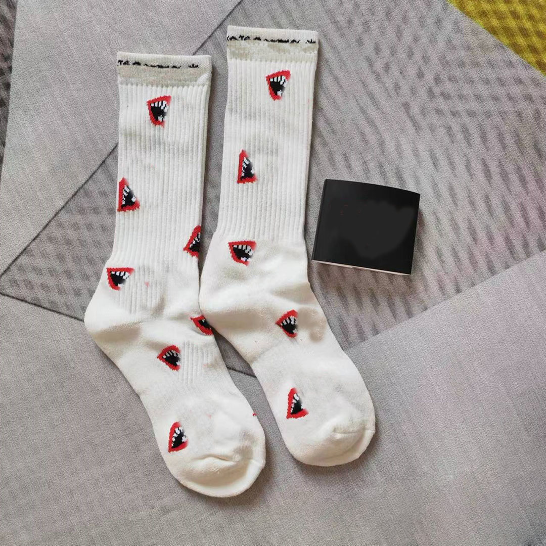 Men's Socks Designer For Autumn And Winter Warmth Mens Womens Long White Personalized Embroidery Designers Sports