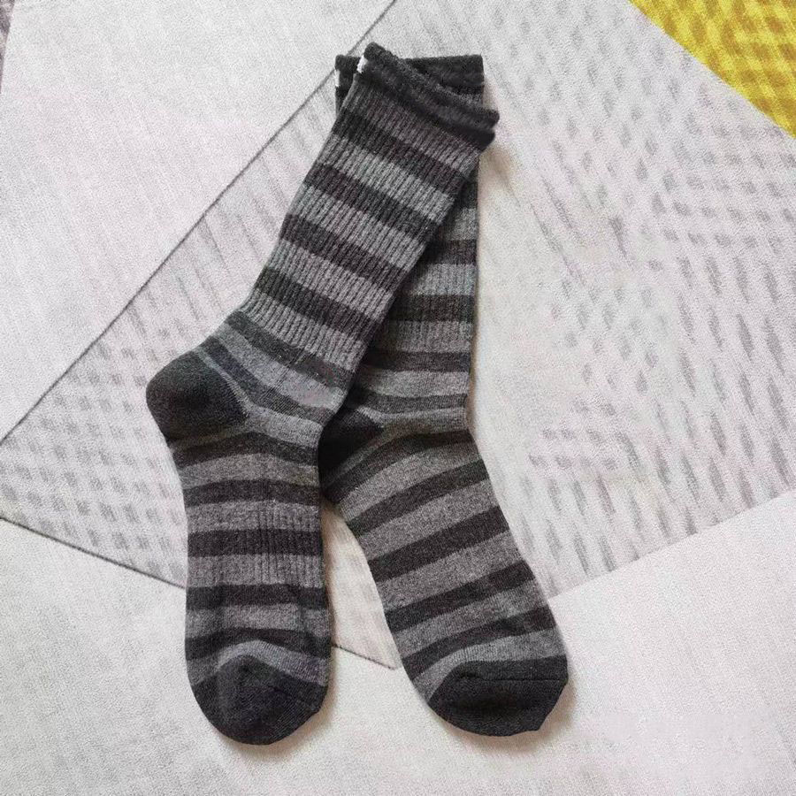 Luxury Men Women socks Designer stocking classic letter comfortable breathable cotton high quality fashion 15 kinds of color freedom to choose